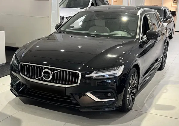 volvo Volvo V60 cena 199900 przebieg: 15900, rok produkcji 2023 z Przecław